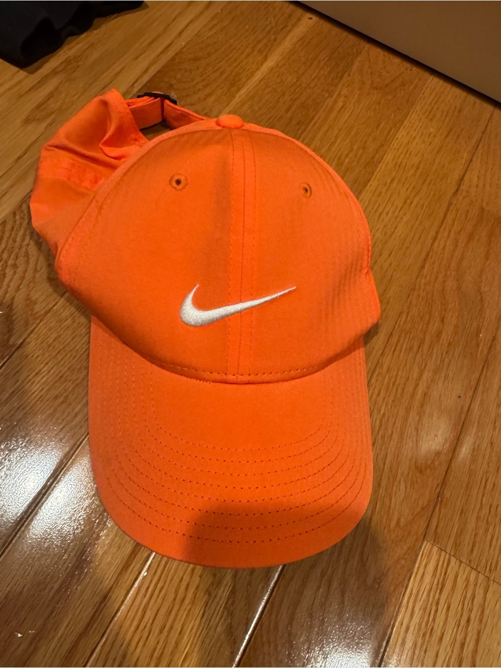 Nike orange running hat